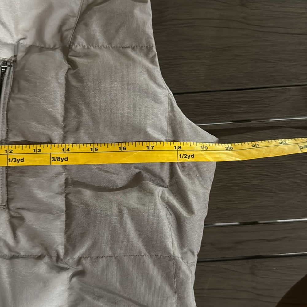 Eddie Bauer vest - Picture 9 of 11